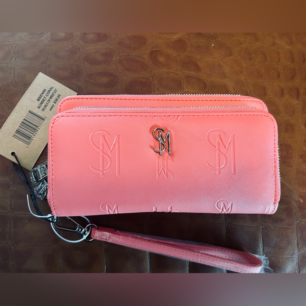 Steve Madden Coral Double Zip-Around Wallet/Wristlet. Fits A Cell Phone .Nwt